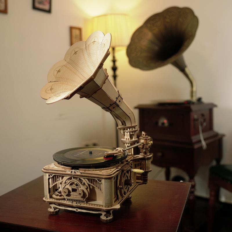 Classical gramophone Electric & Hand