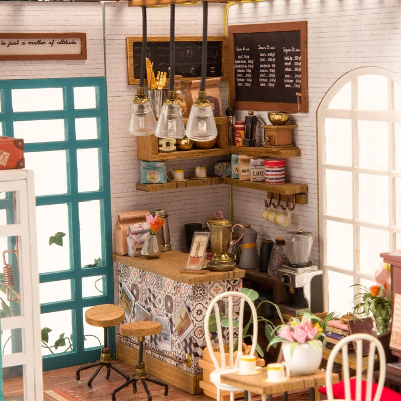 Simon’s Coffee-DIY Dollhouse